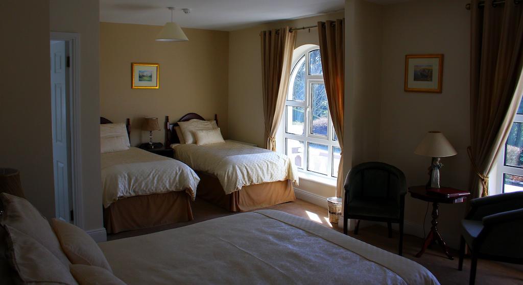The White House B&B Cork Room photo