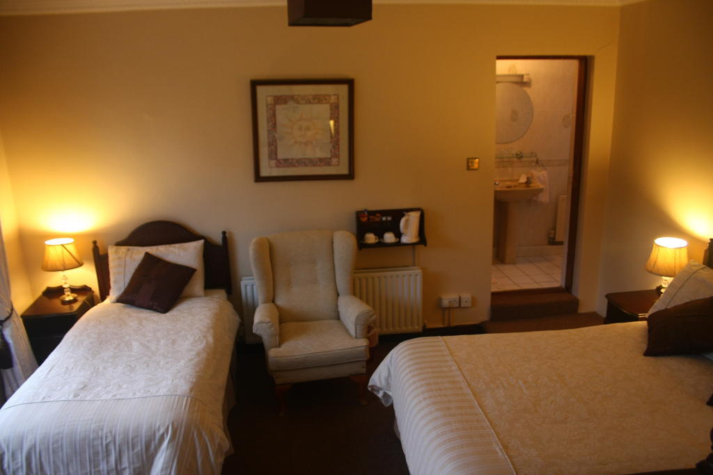 The White House B&B Cork Room photo